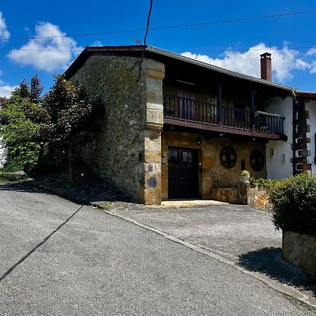 Arbide, Caserio Tradicional Vasco En Ferienhaus